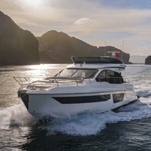 Azimut FLY53 White Hull 8